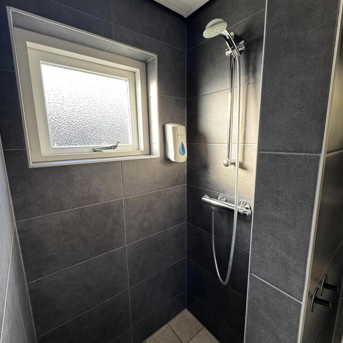 Hotel-Pension Ouddorp Ruang foto