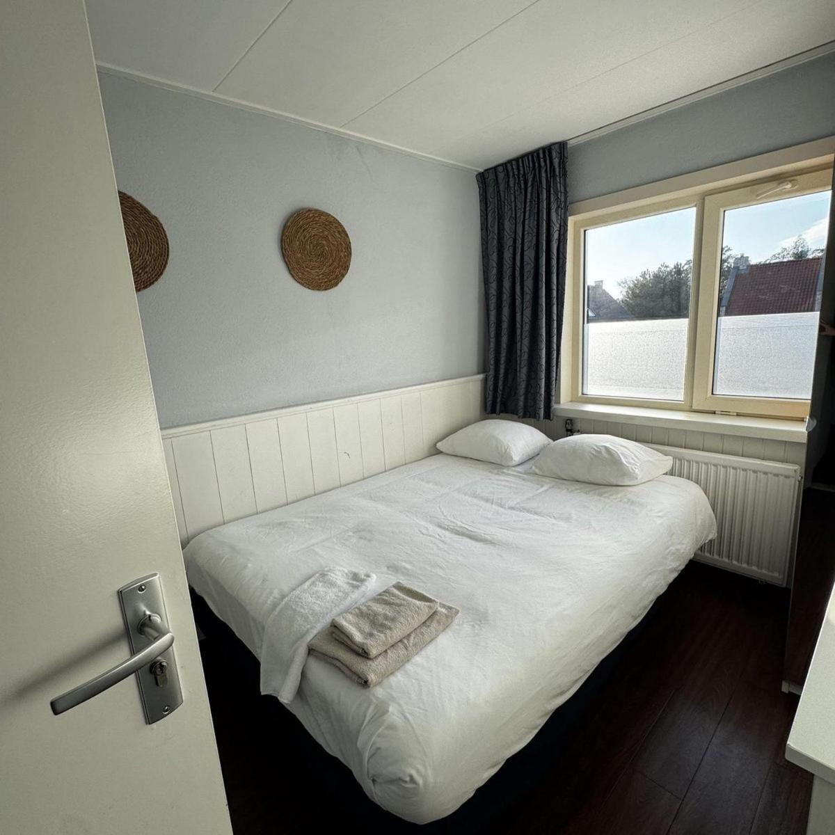 Hotel-Pension Ouddorp Ruang foto